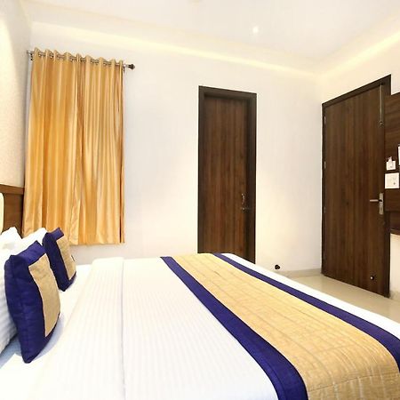 Oyo 11680 Hotel Grand Star Amritsar Dış mekan fotoğraf