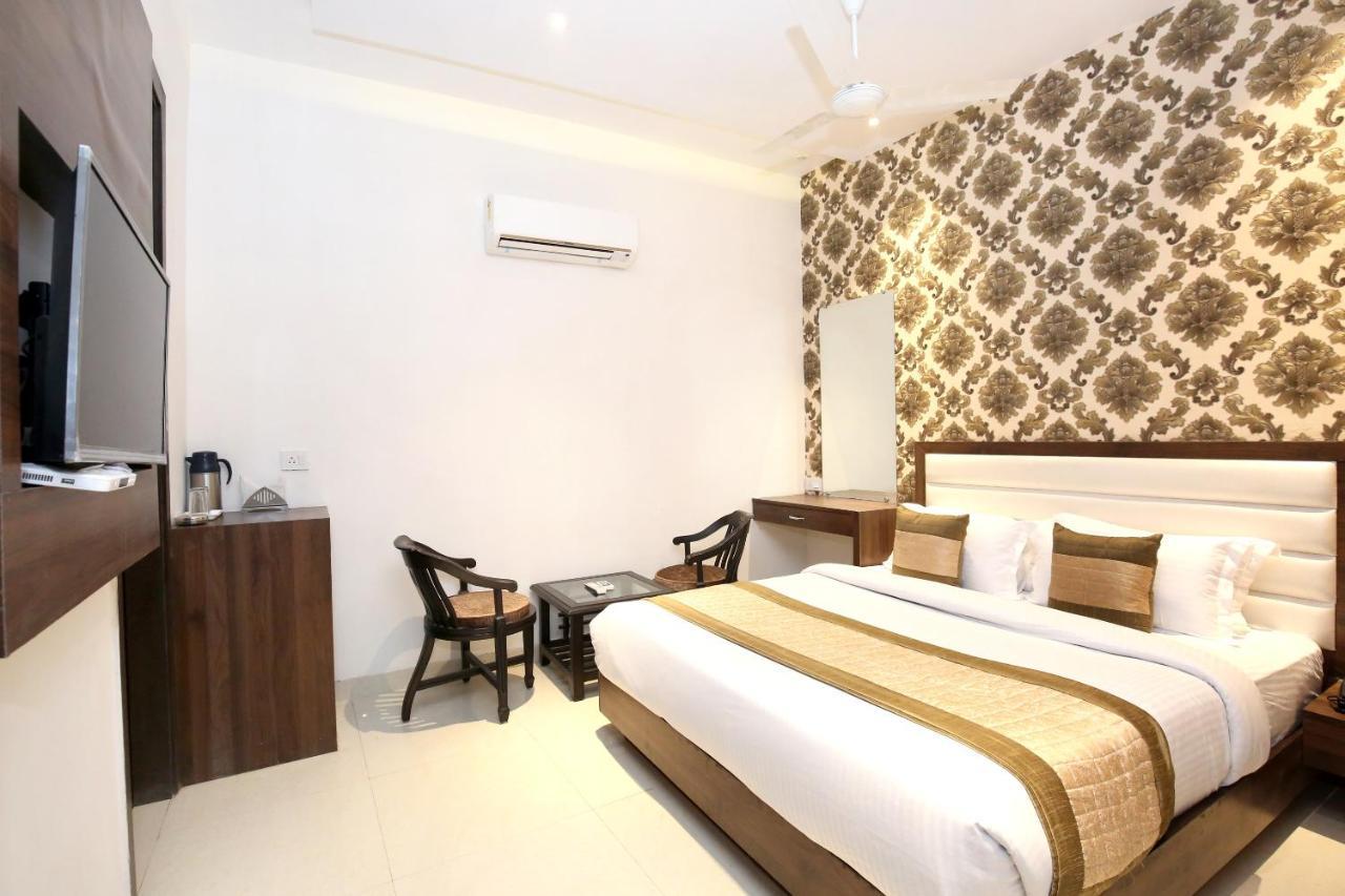 Oyo 11680 Hotel Grand Star Amritsar Dış mekan fotoğraf
