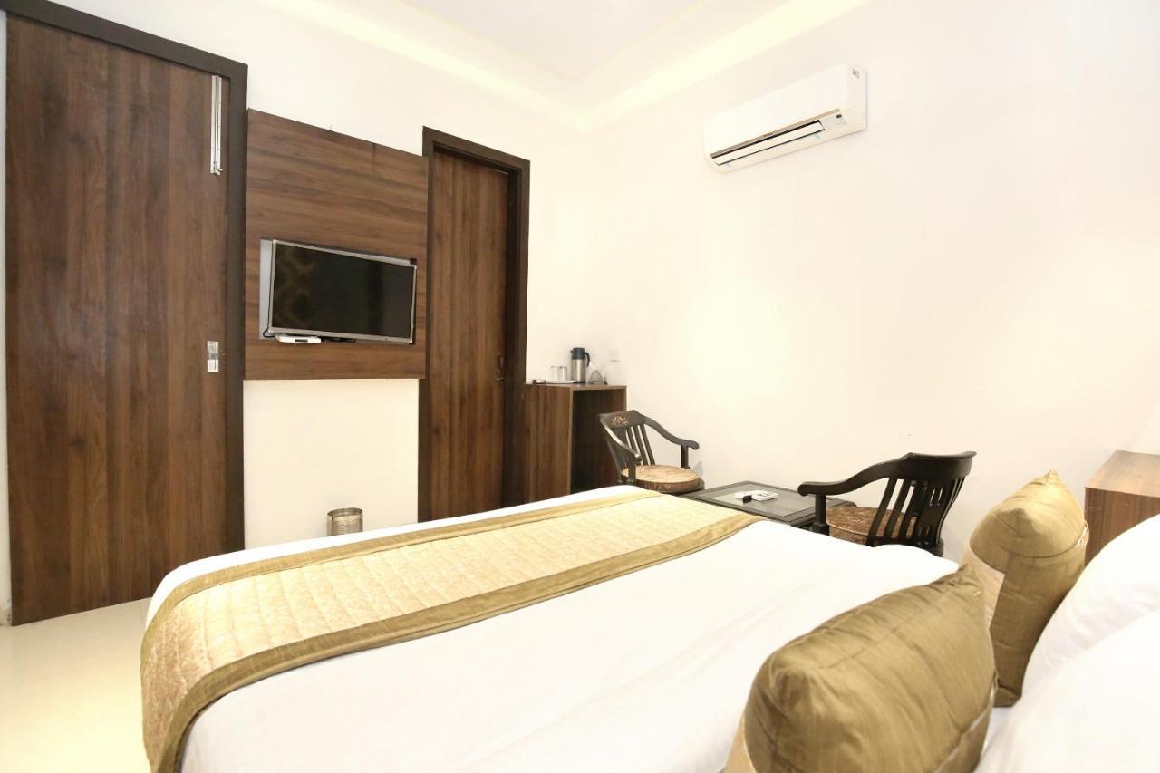 Oyo 11680 Hotel Grand Star Amritsar Dış mekan fotoğraf