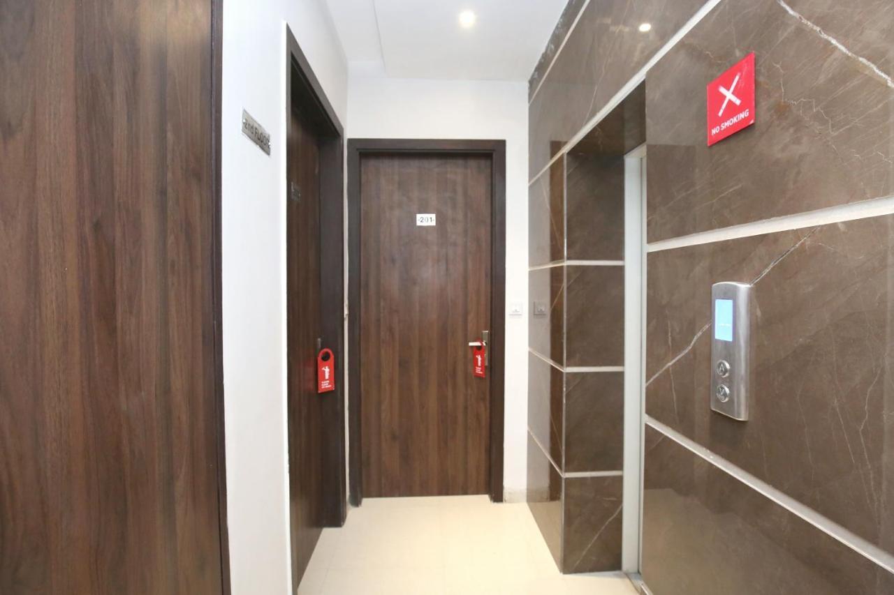 Oyo 11680 Hotel Grand Star Amritsar Dış mekan fotoğraf